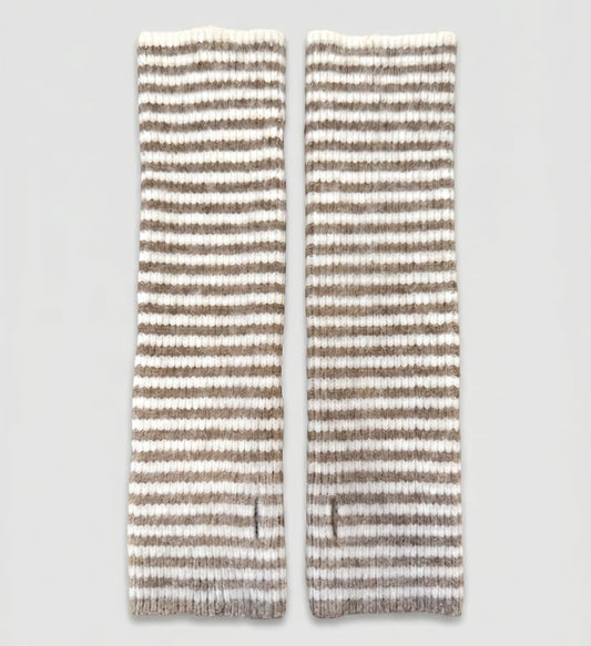 Finden Taupe Handwarmers