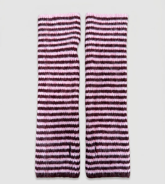 Finden Burgundy Handwarmers