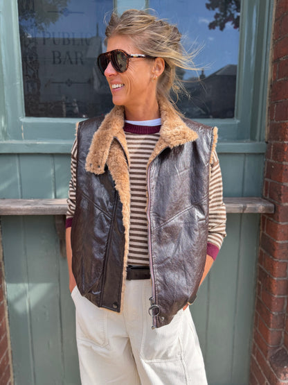 Griffin Chocolate Gilet
