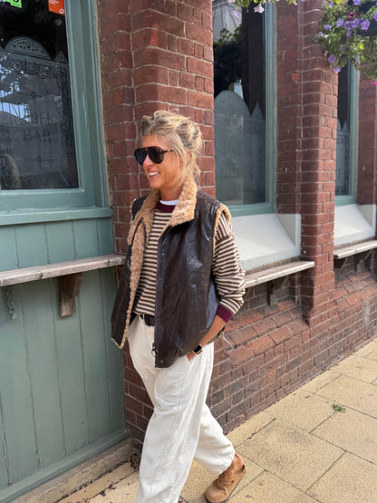 Griffin Chocolate Gilet
