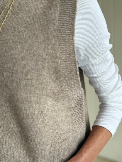 Ellerton Oatmeal Tank