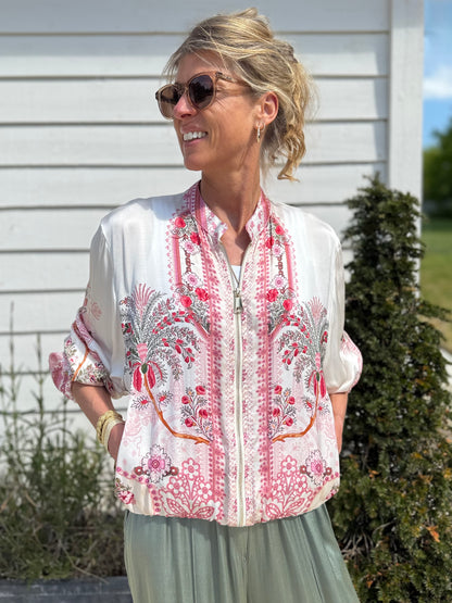 Oriental Pink Bomber