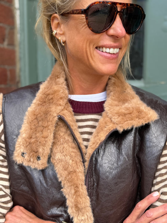 Griffin Chocolate Gilet